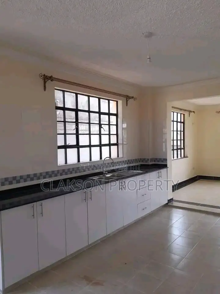 3bdrm Townhouse/Terrace in Syokimau for sale