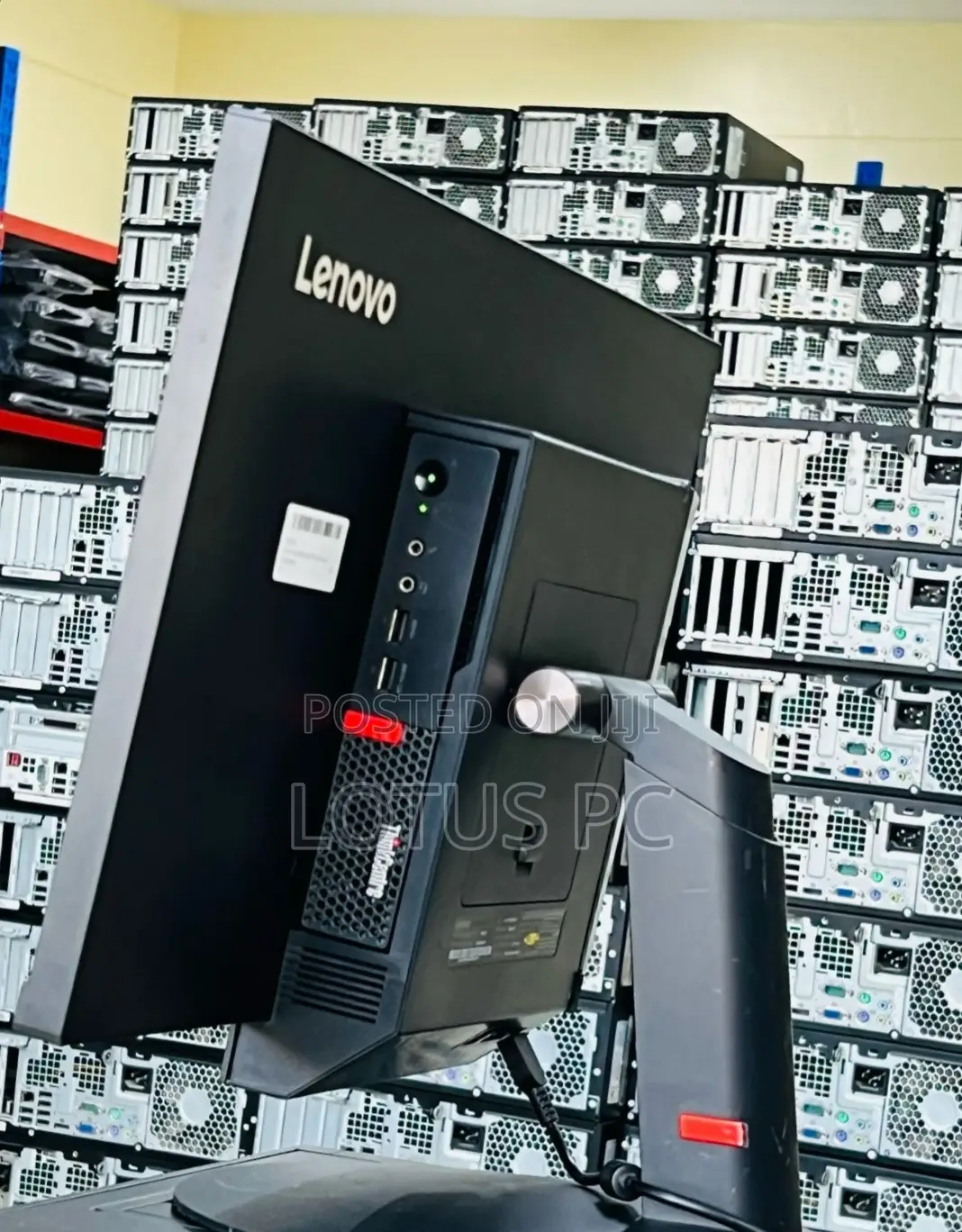 Desktop Computer Lenovo ThinkCentre 22 8GB Intel Core I5 HDD 500GB