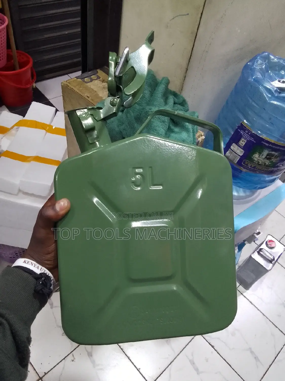 Metallic Combat Jelican 5 L