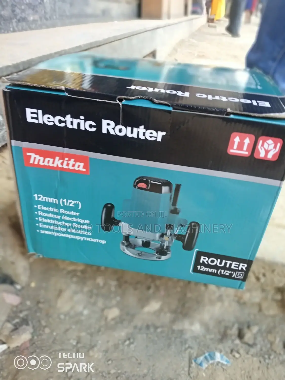 Makita Router Machine
