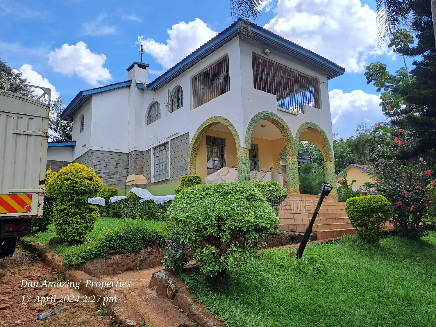 4 Acres With 5bdr Mansion in Kangoya Kiambu for Sale