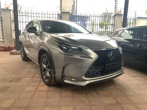 Lexus RX 200 2017 Gold