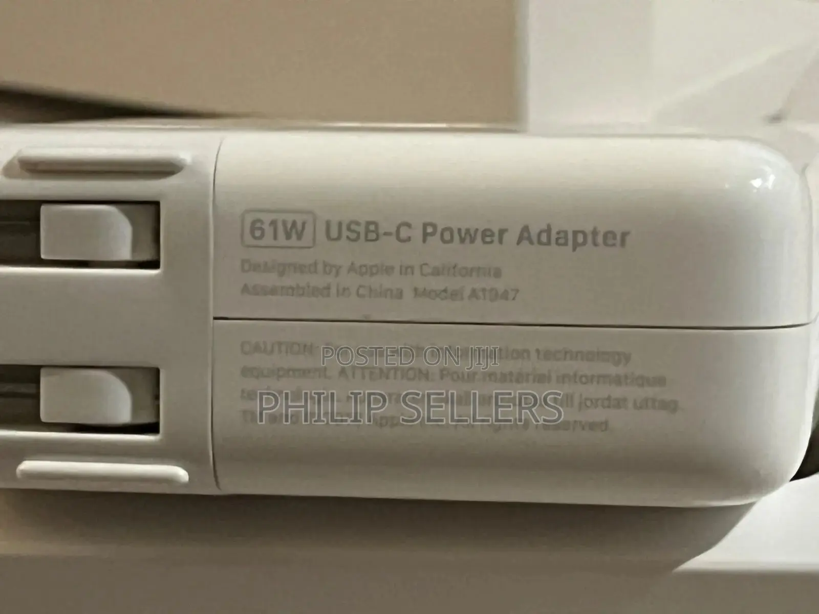 Apple Oem 61W Usb-C Power AC Adapter Mrw22ll/a Genuine for M