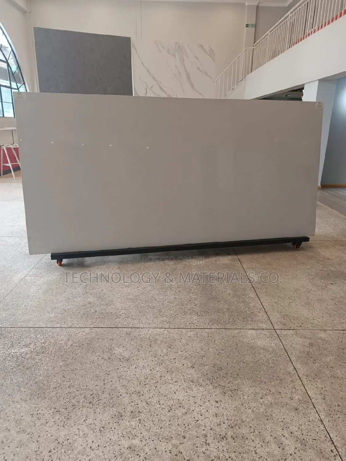 White Quartz Island- 3*1.4M