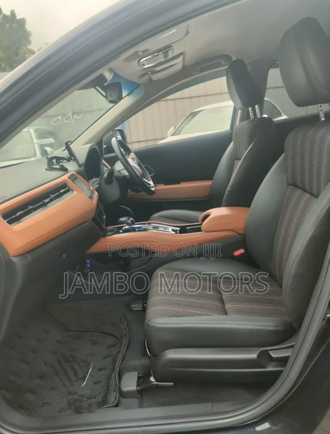 Honda Vezel 1.5 Hybrid 2WD 2017 Gray