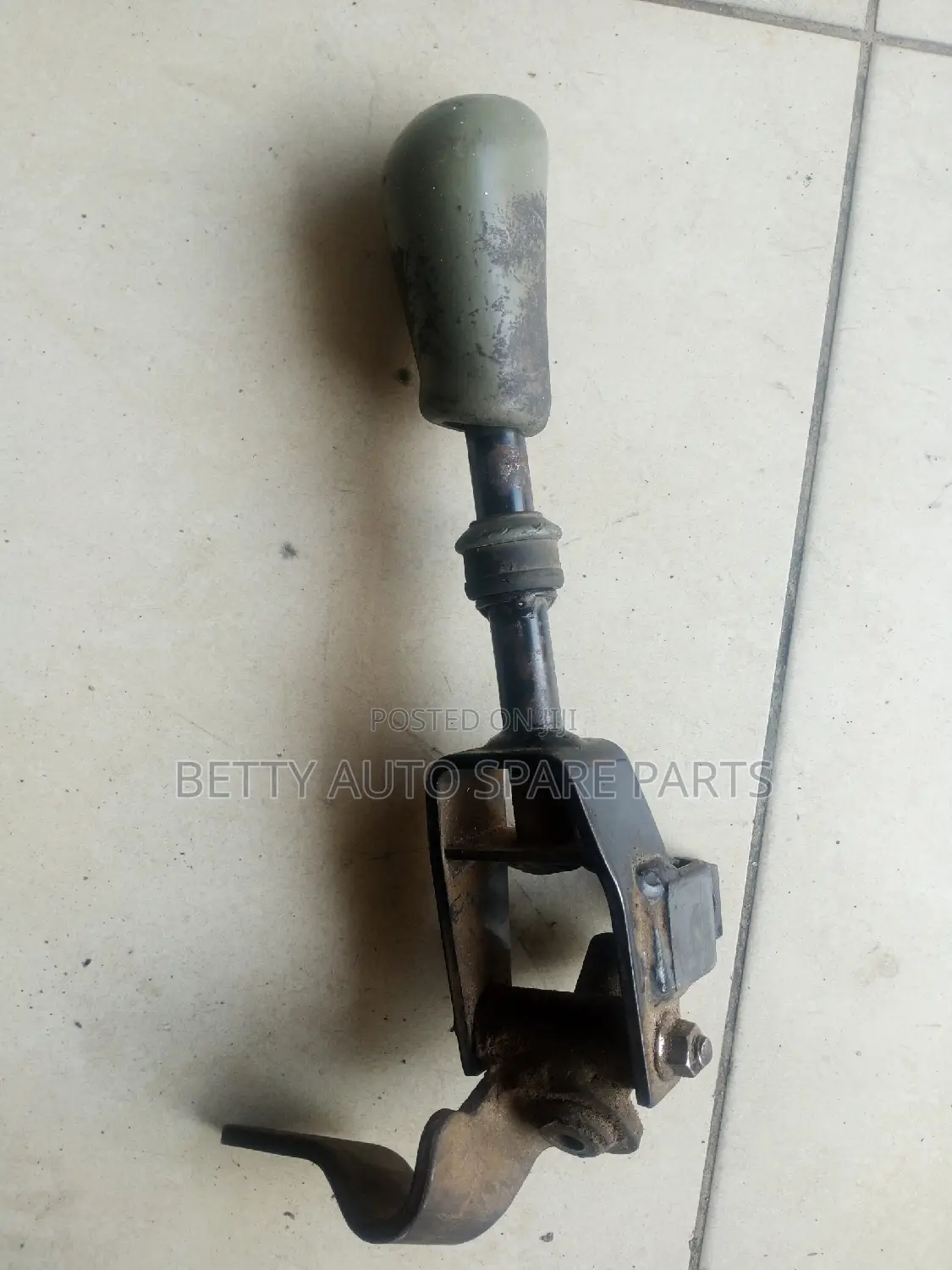 Mitsubishi Fuso Gear Lever