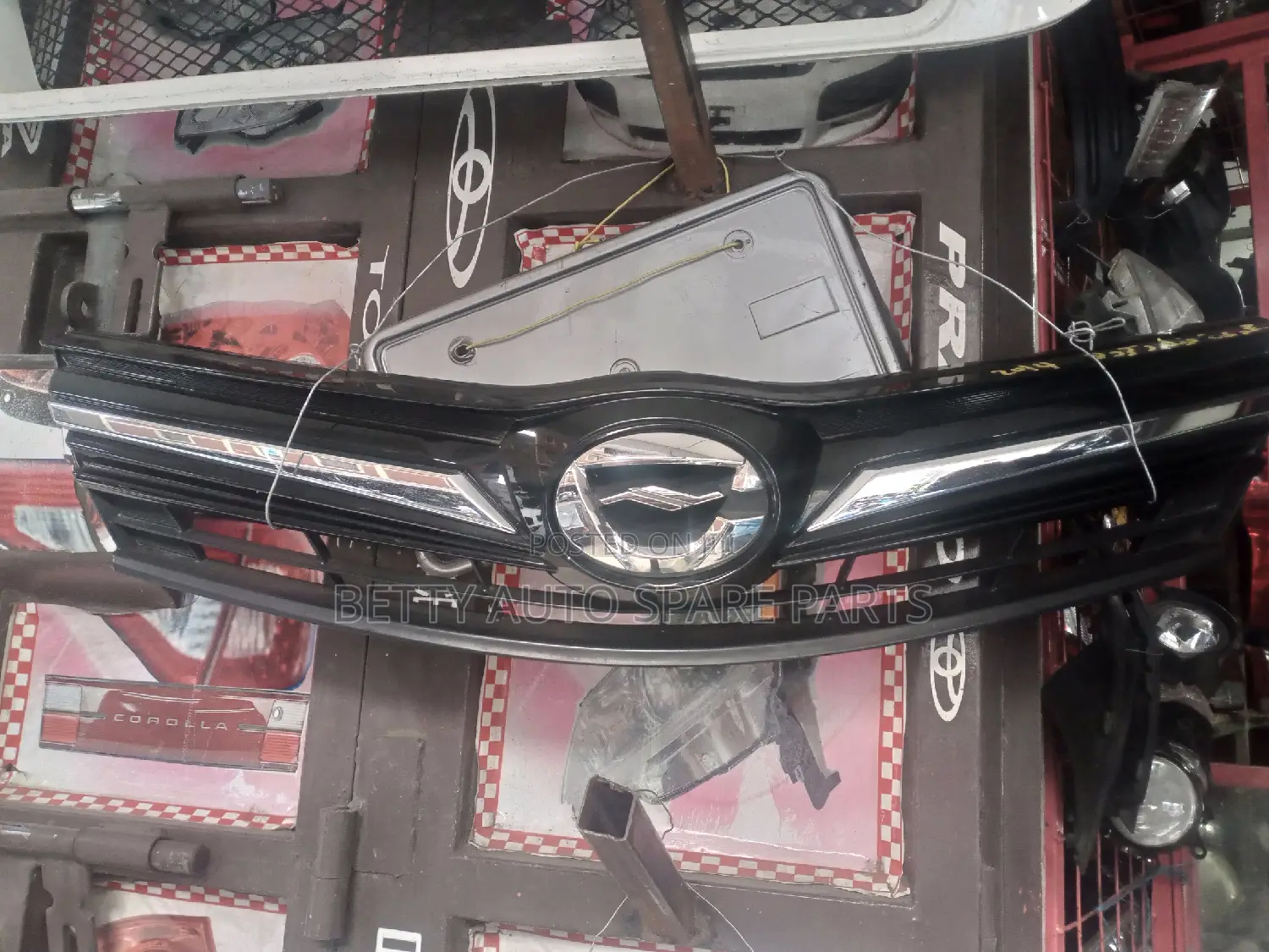 Toyota Filder 161 Grill( Sura Mbaya).