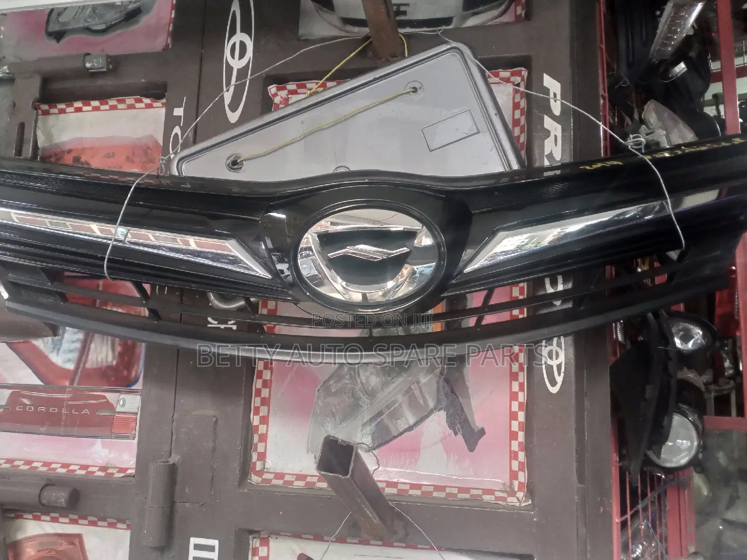 Toyota Filder 161 Grill( Sura Mbaya).