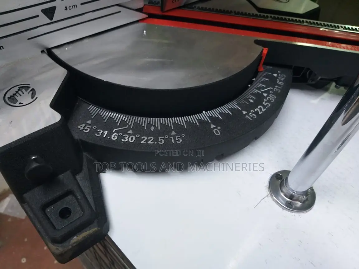 Makita Sliding Miter Saw