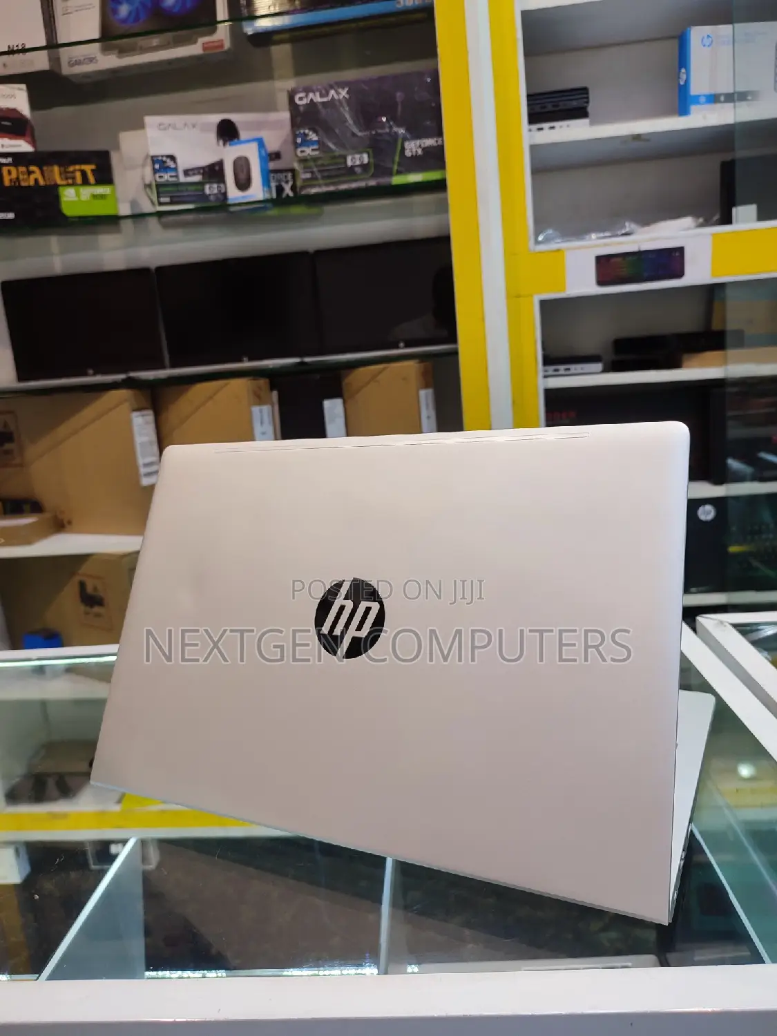 New Laptop HP 8GB Intel Core I7 SSD 512GB