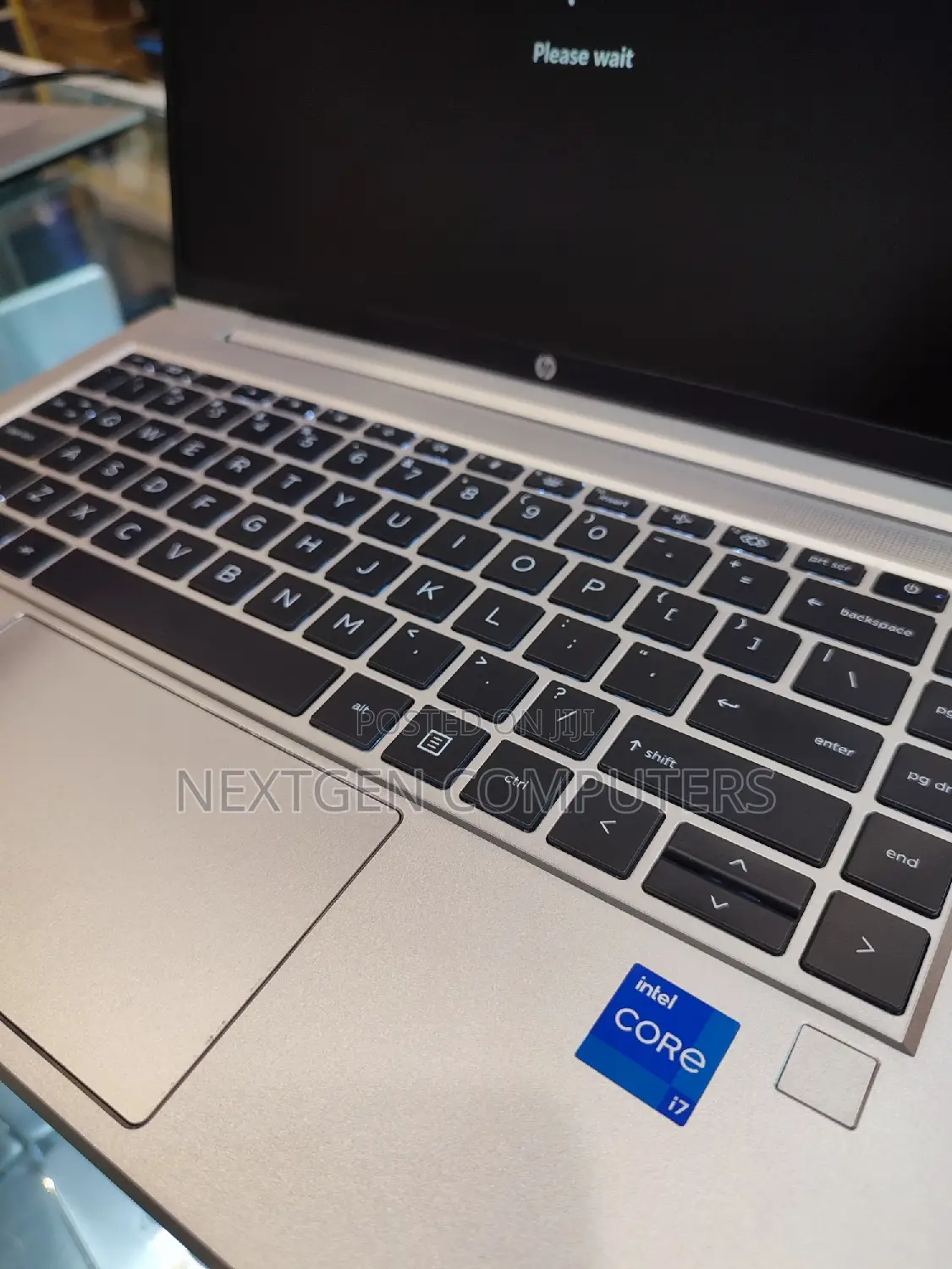 New Laptop HP 8GB Intel Core I7 SSD 512GB