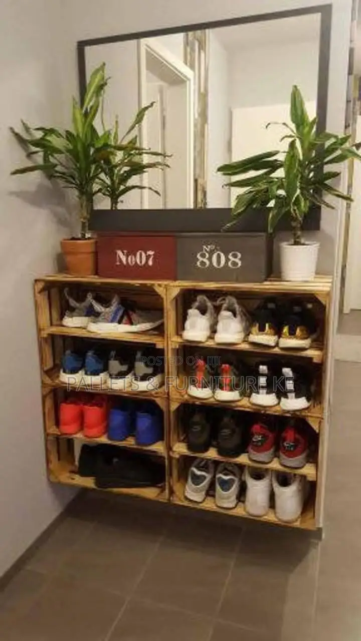 Antique Shoe Rack 866