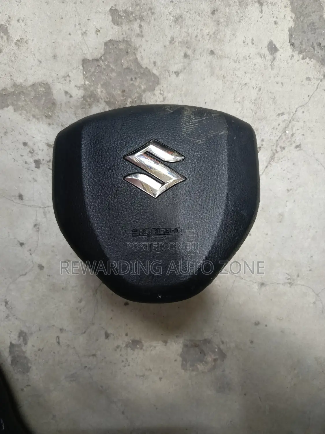 Suzuki Swift Steering Airbag.