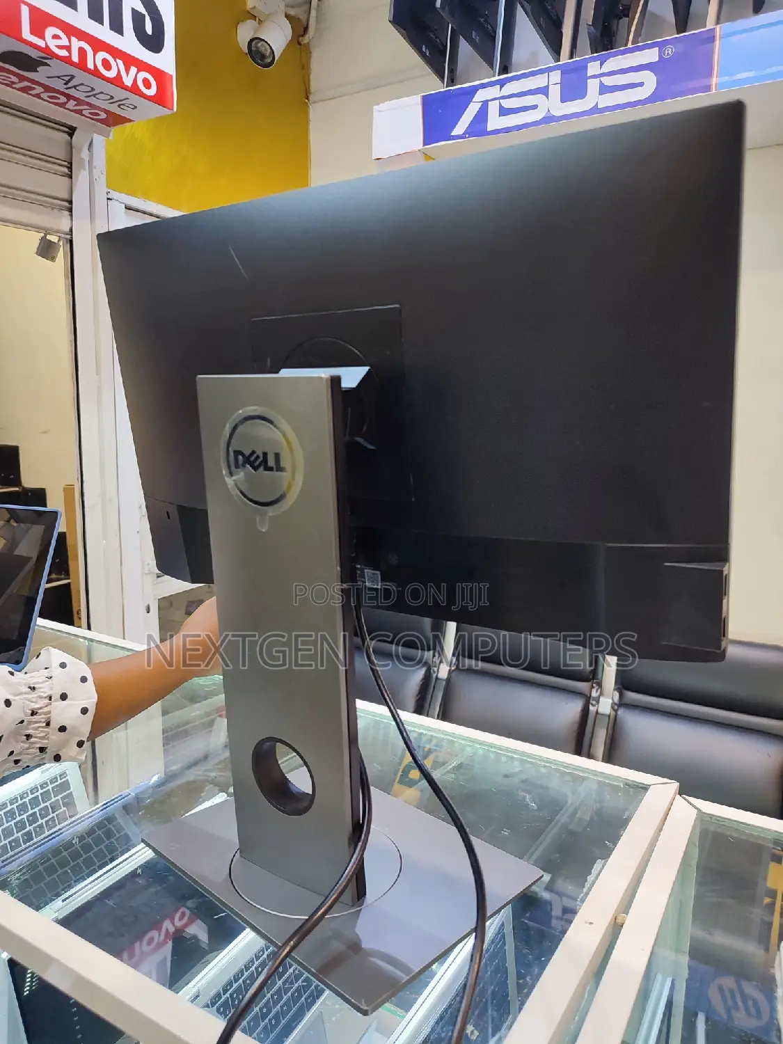 Dell Ultra P2219H IPS FHD(1080p) Frameless Display Monitor