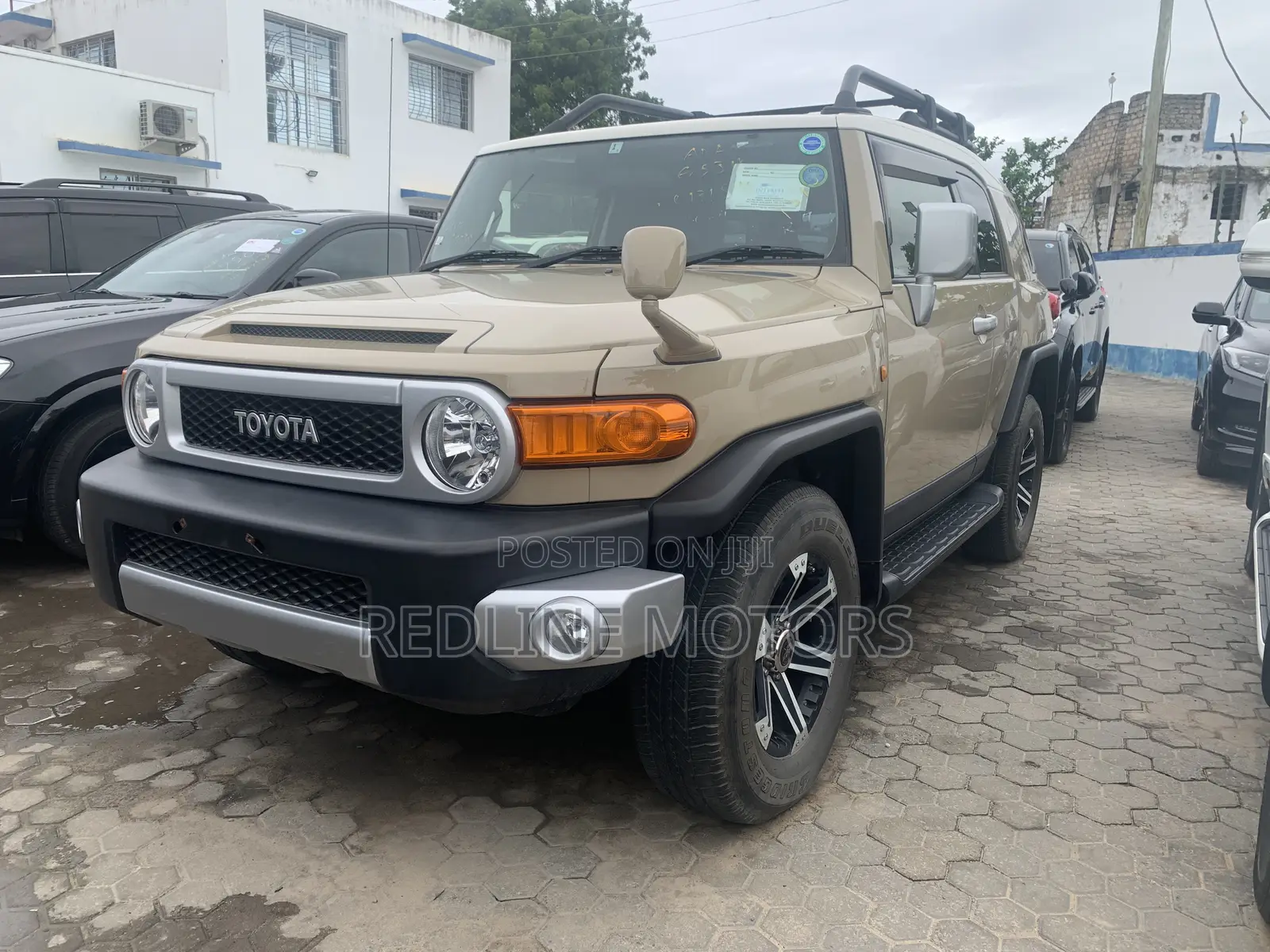 Toyota FJ Cruiser 2017 Brown