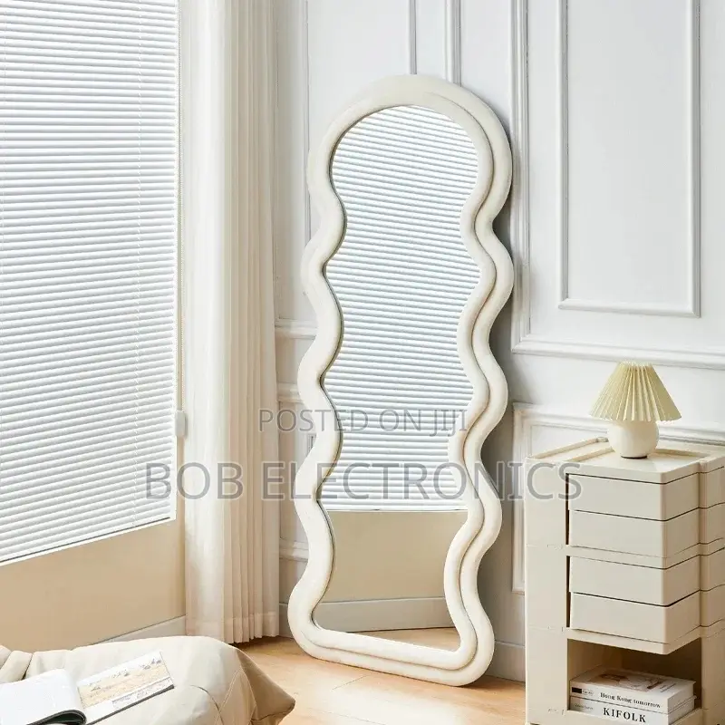 Full Length Wavy Dressing Mirror