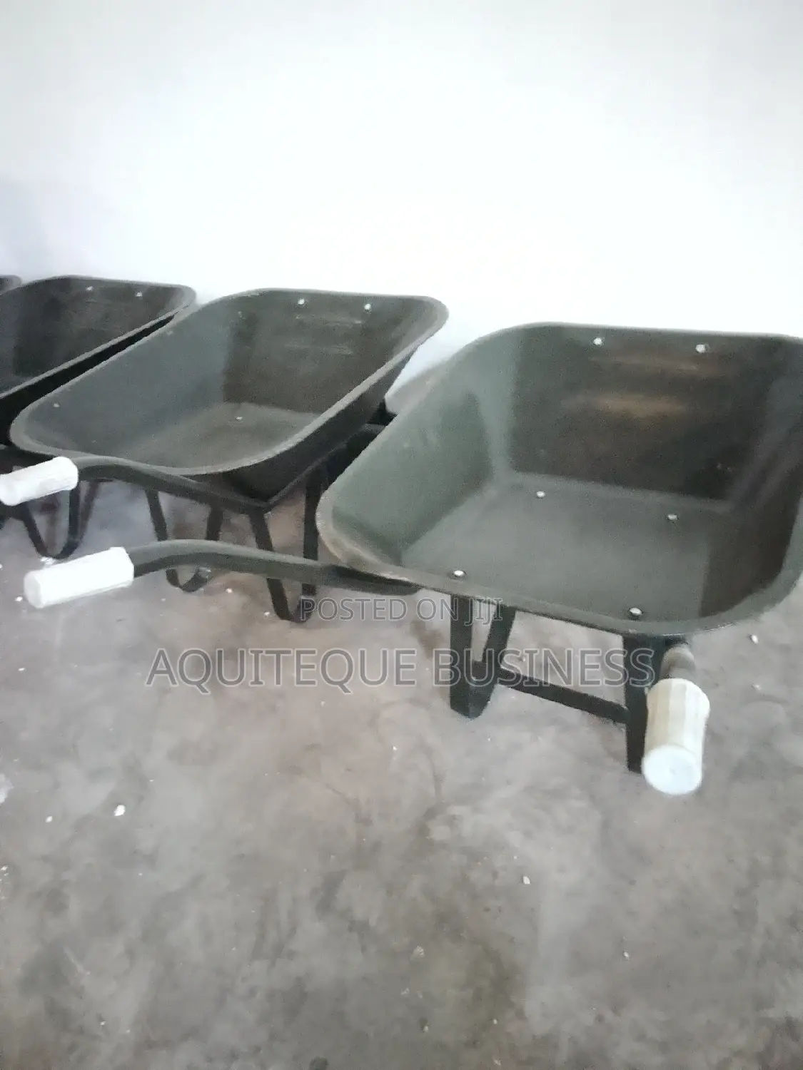 Wheelbarrow Heavy Duty