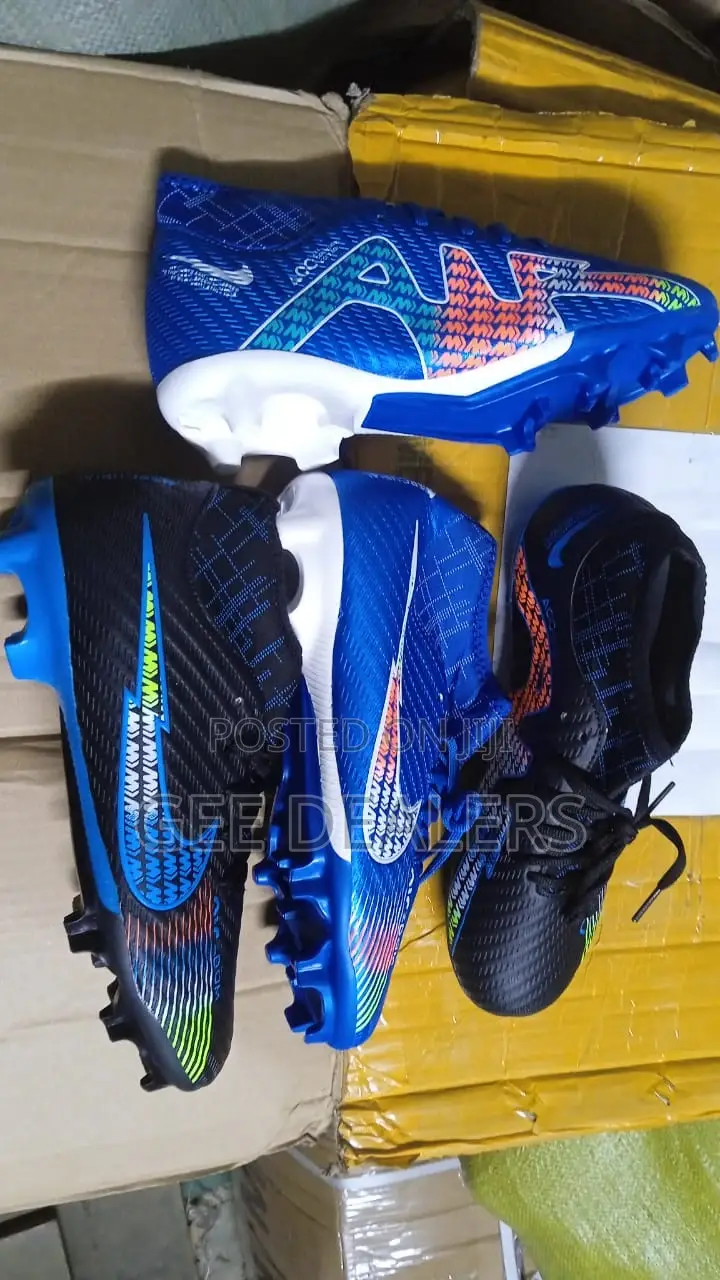 Soccer /Football Boots Size 40-45