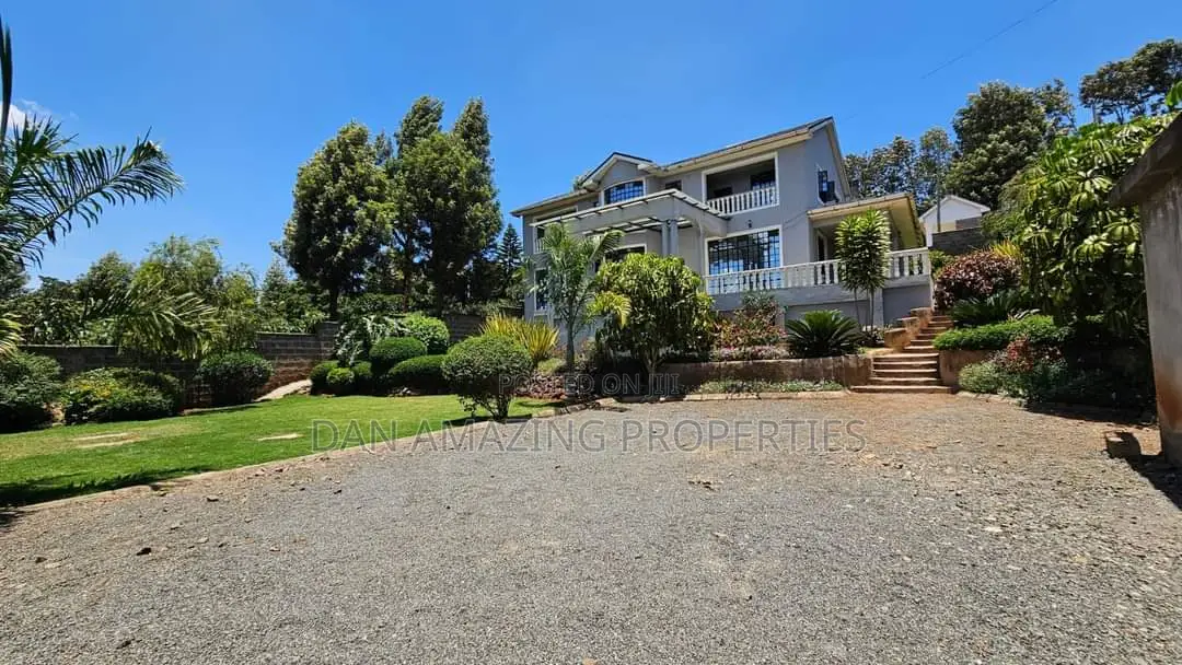 5bdrm Maisonette in Drive 14 On 1/4 Acre, Kerarapon for sale