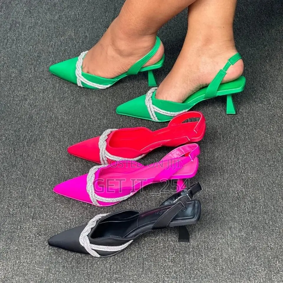 Comfortable Elegant Heels
Sizes 37 to 41