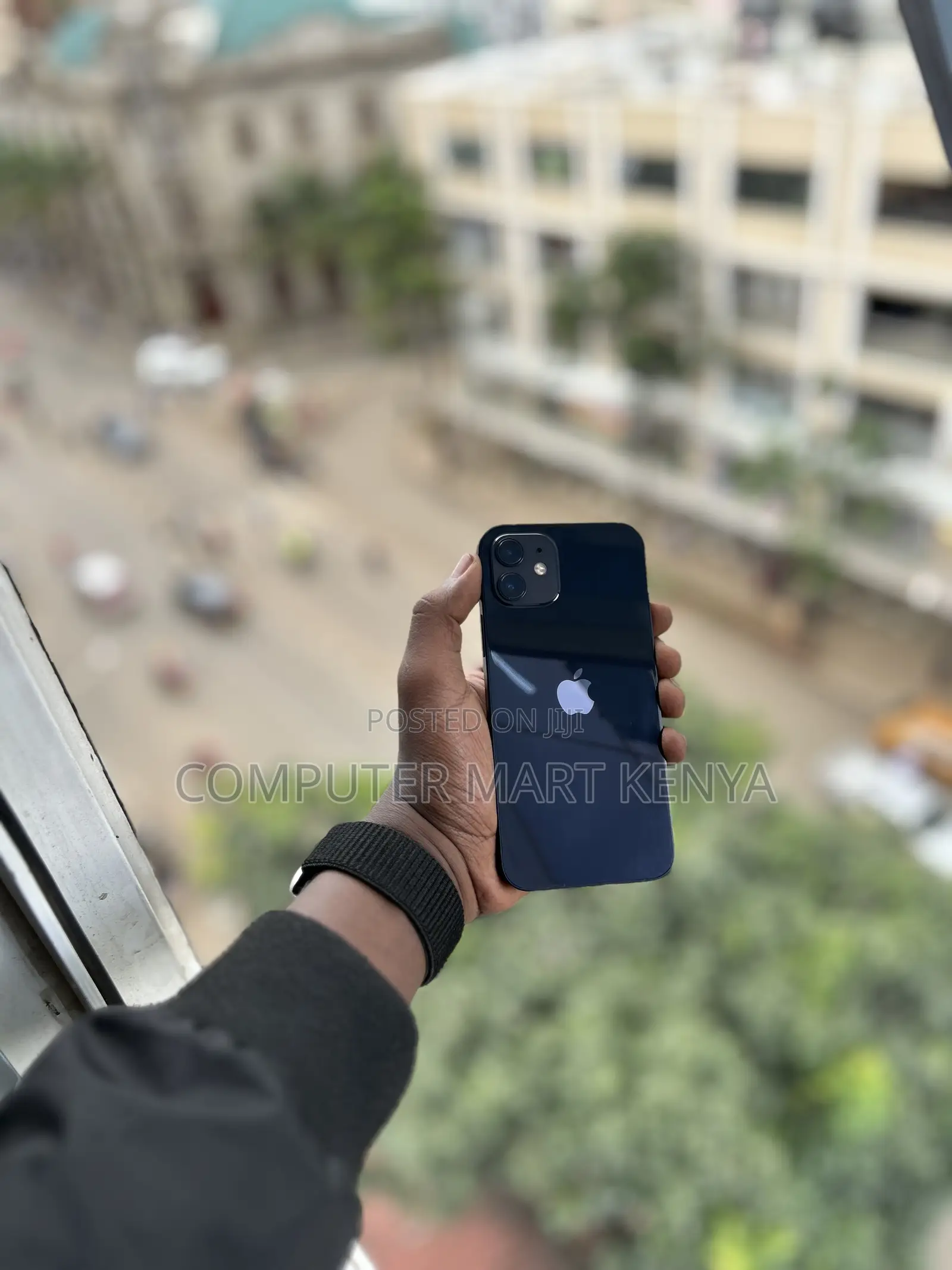 Apple iPhone 12 64 GB Black