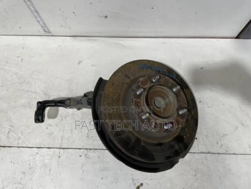 Front Complete Hub Hilux Vigo D-4d Available