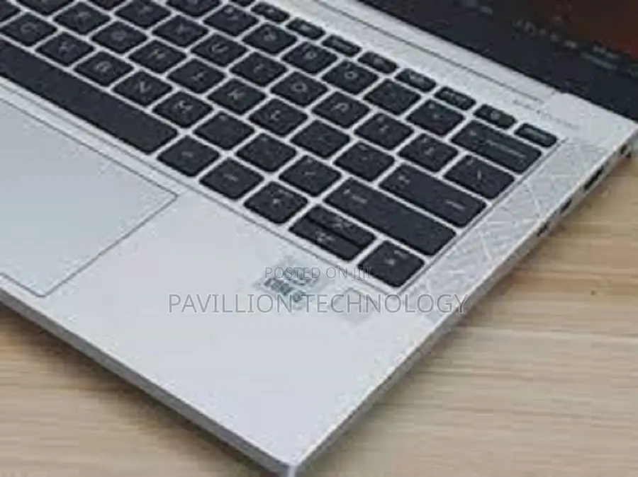 Laptop HP EliteBook 830 G7 16GB Intel Core I5 SSD 512GB