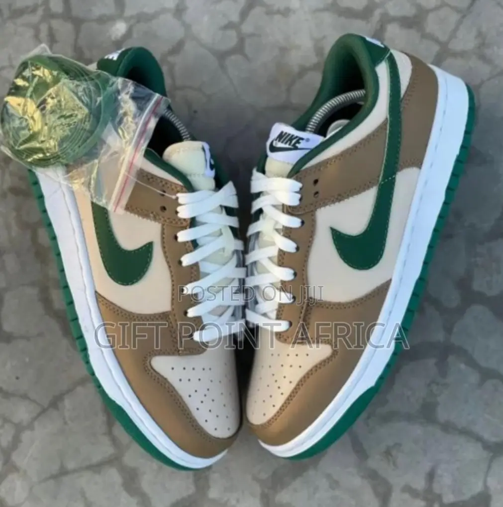 Nike Air Jordan 1 Low Cut Unisex Sneakers