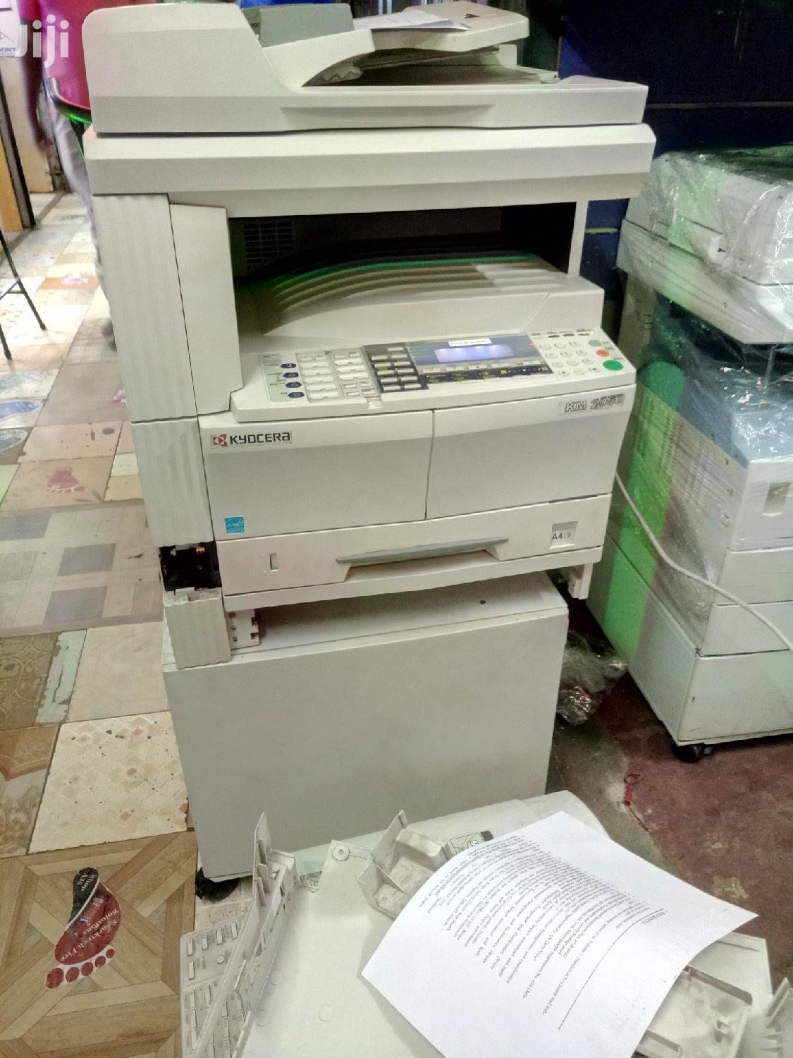 Kyocera Km 2050