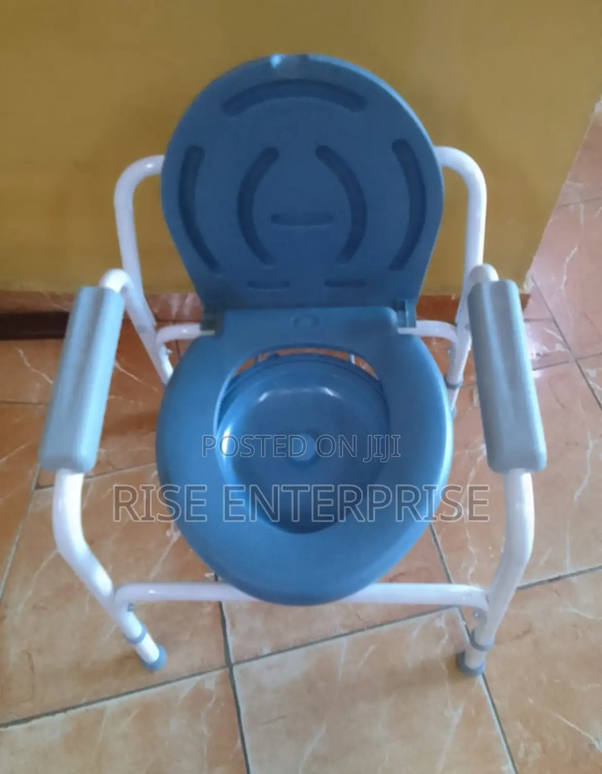 Medical Commode Chair/Toilet Seat for Elderly