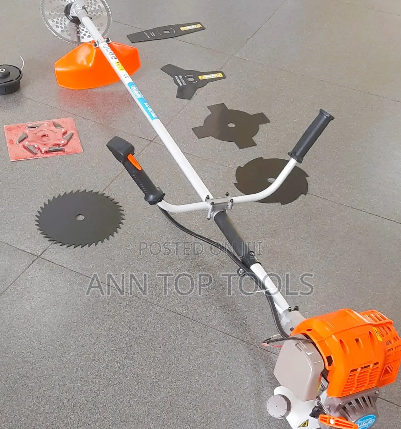 Aico Japan Brush Cutter Petrol 4 Stroke 8 Blades