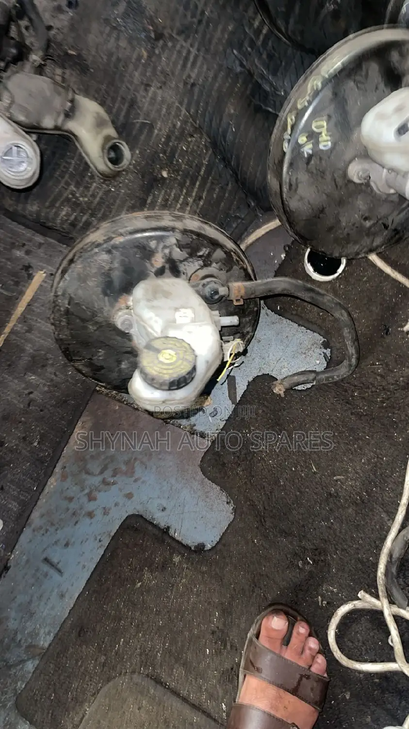 Brake Master Cylinder and Booster Toyota Corolla ZZE