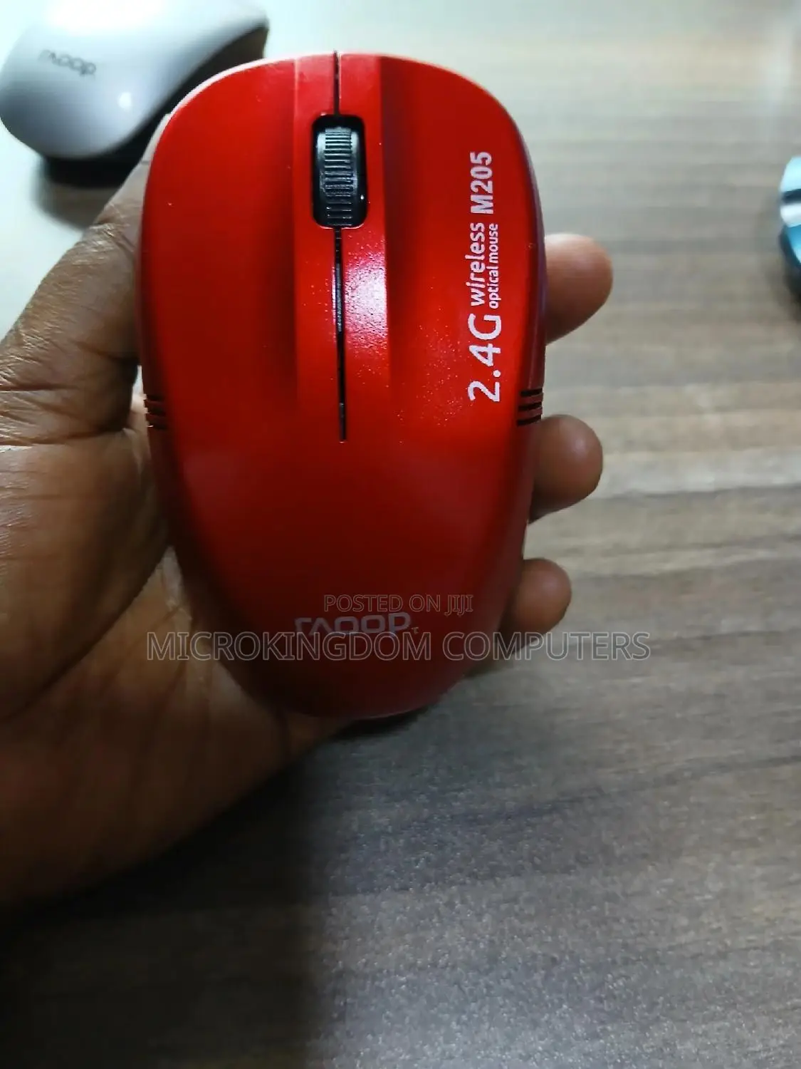 M205 Wireless Mouse