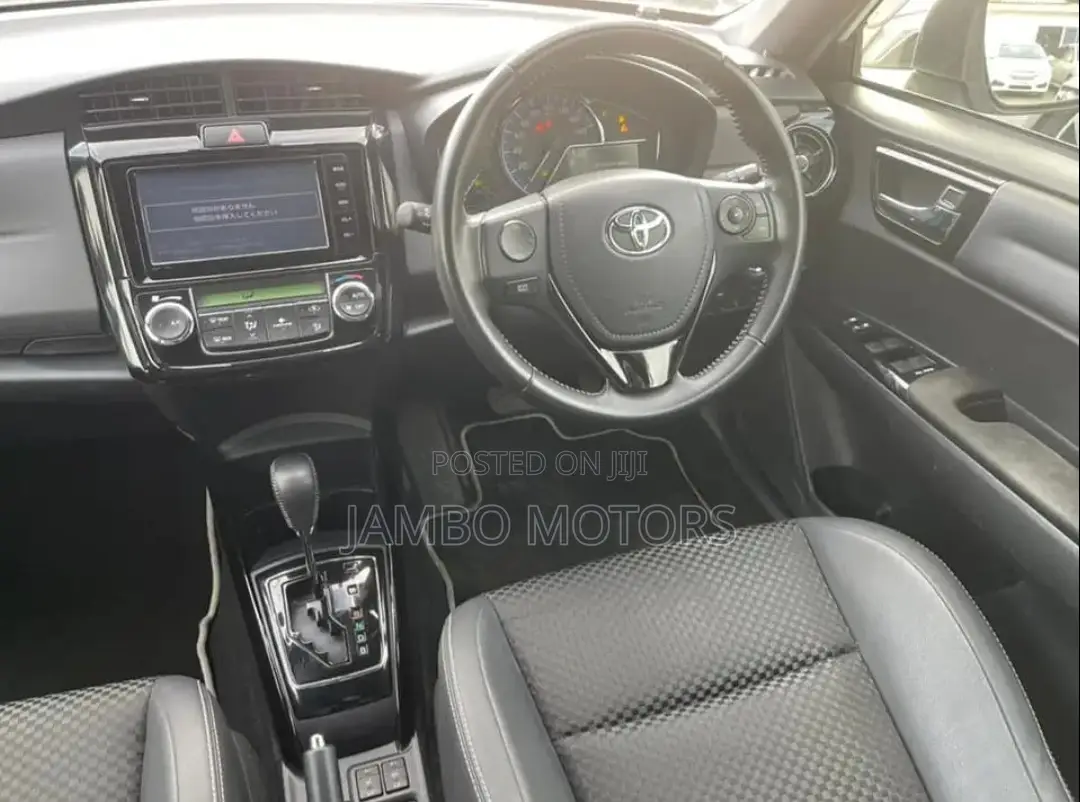 Toyota Corolla Fielder 2017 White