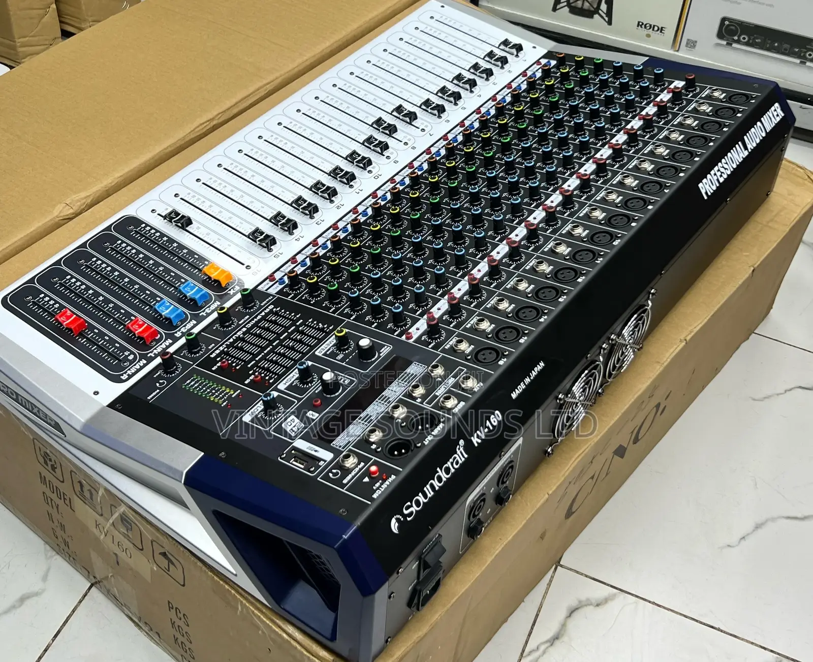 16 Ch -Soundcraft Kv160 Usb Bluetooth Powered Mixer