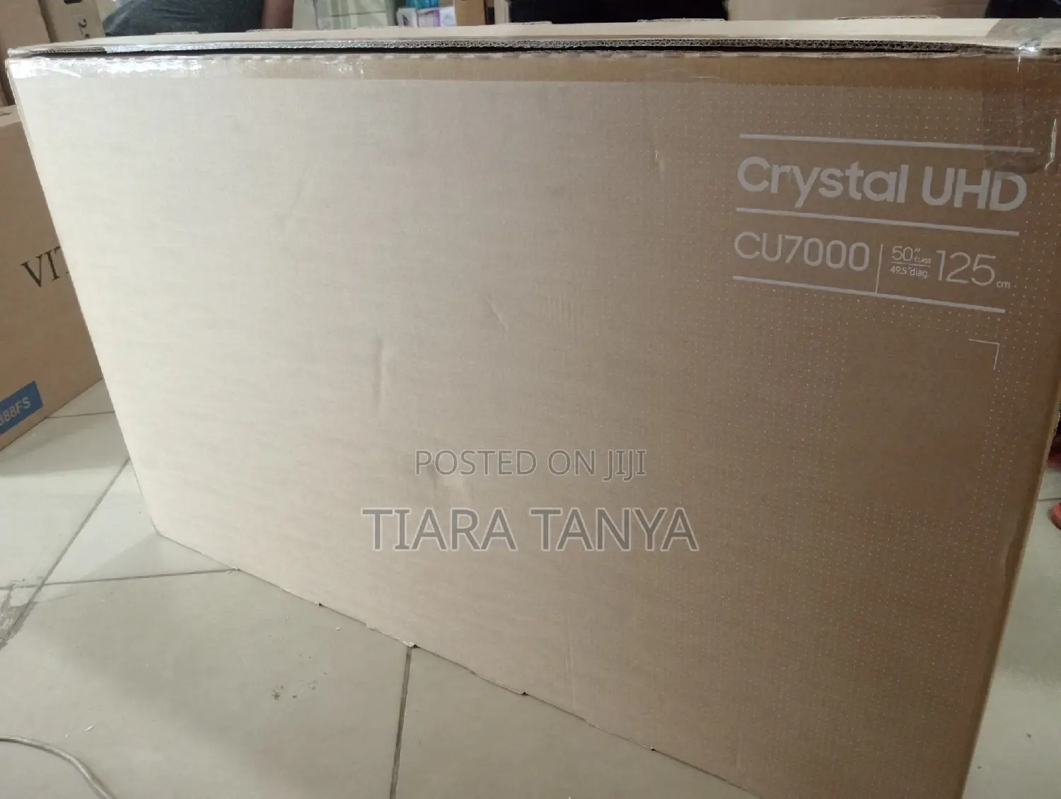 Samsung 50′′ UA50CU7000 Smart Crystal UHD Smart Tv