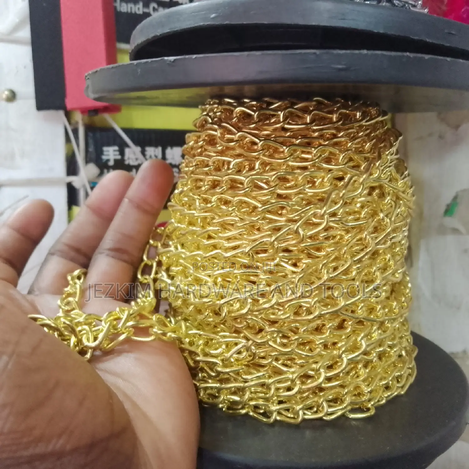 Chains Stainless Goldfish