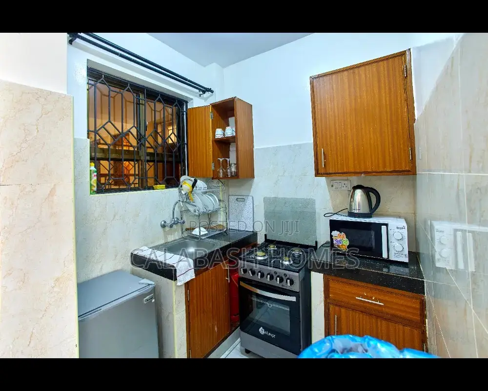 Nyali Road, Airbnb 1 Bedroom,600 MTRS From Naivas Bombululu