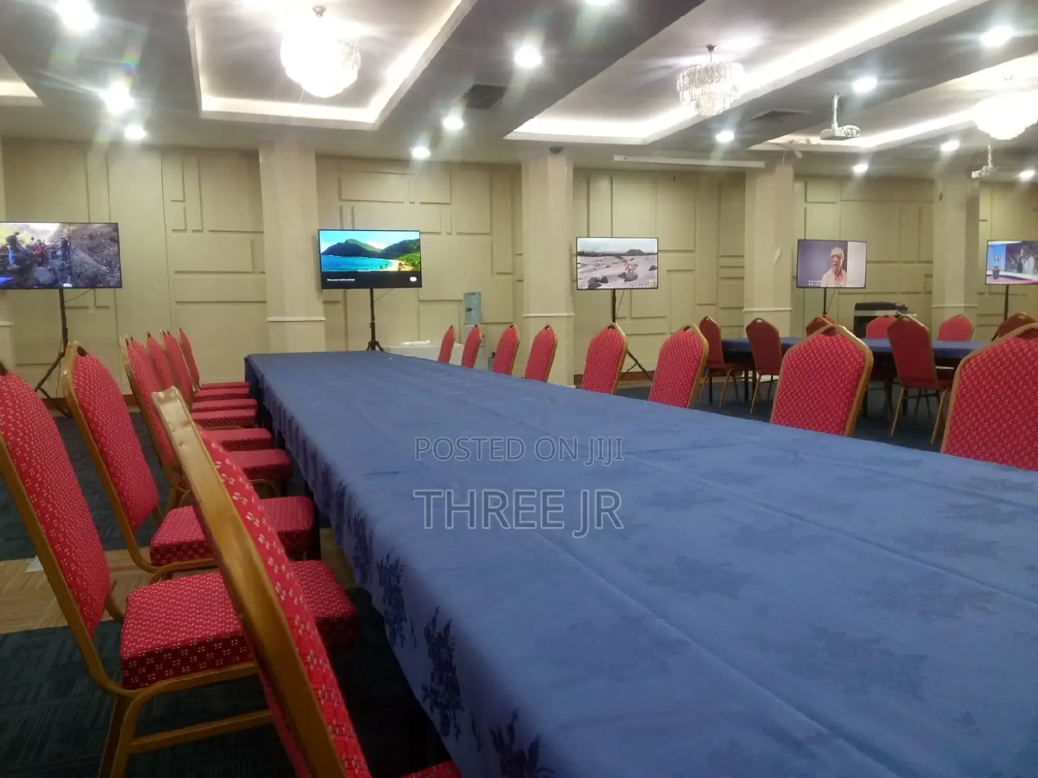 Having a Conference Set Up . Nice Tv Screens for Hire