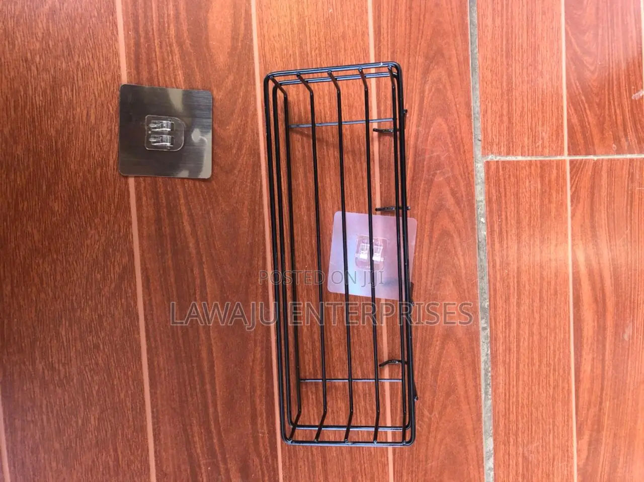 Metallic Bathroom Organizer