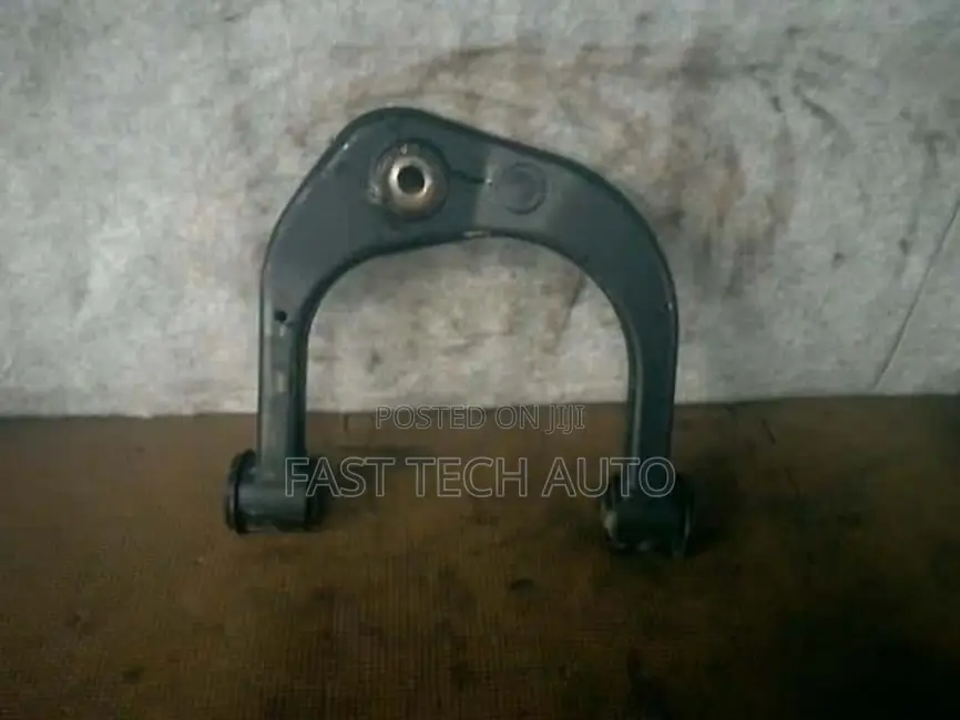 Hilux D-4d Vigo 2-Wheel Upper Control Arms