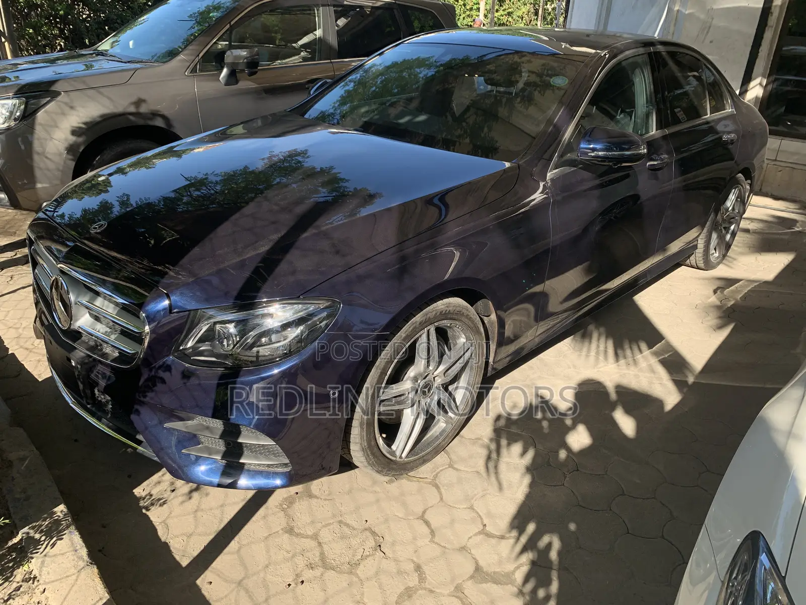Mercedes-Benz E250 2016 Blue