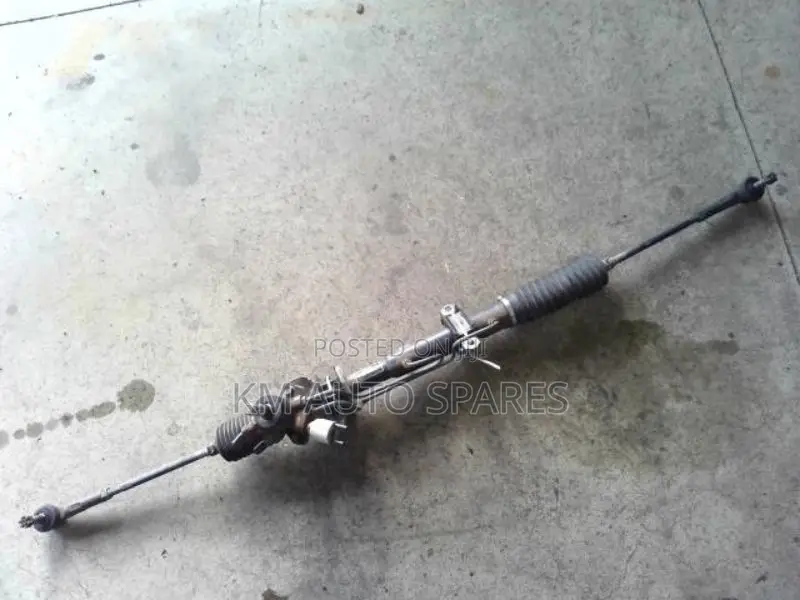 Toyota Starlet Steering Rack.