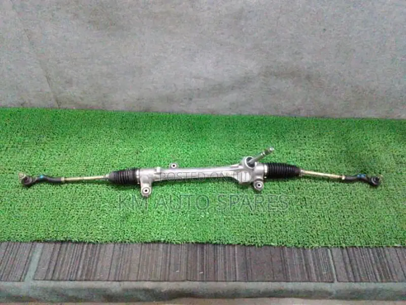 Toyota Voxy 2010 Steering Rack.