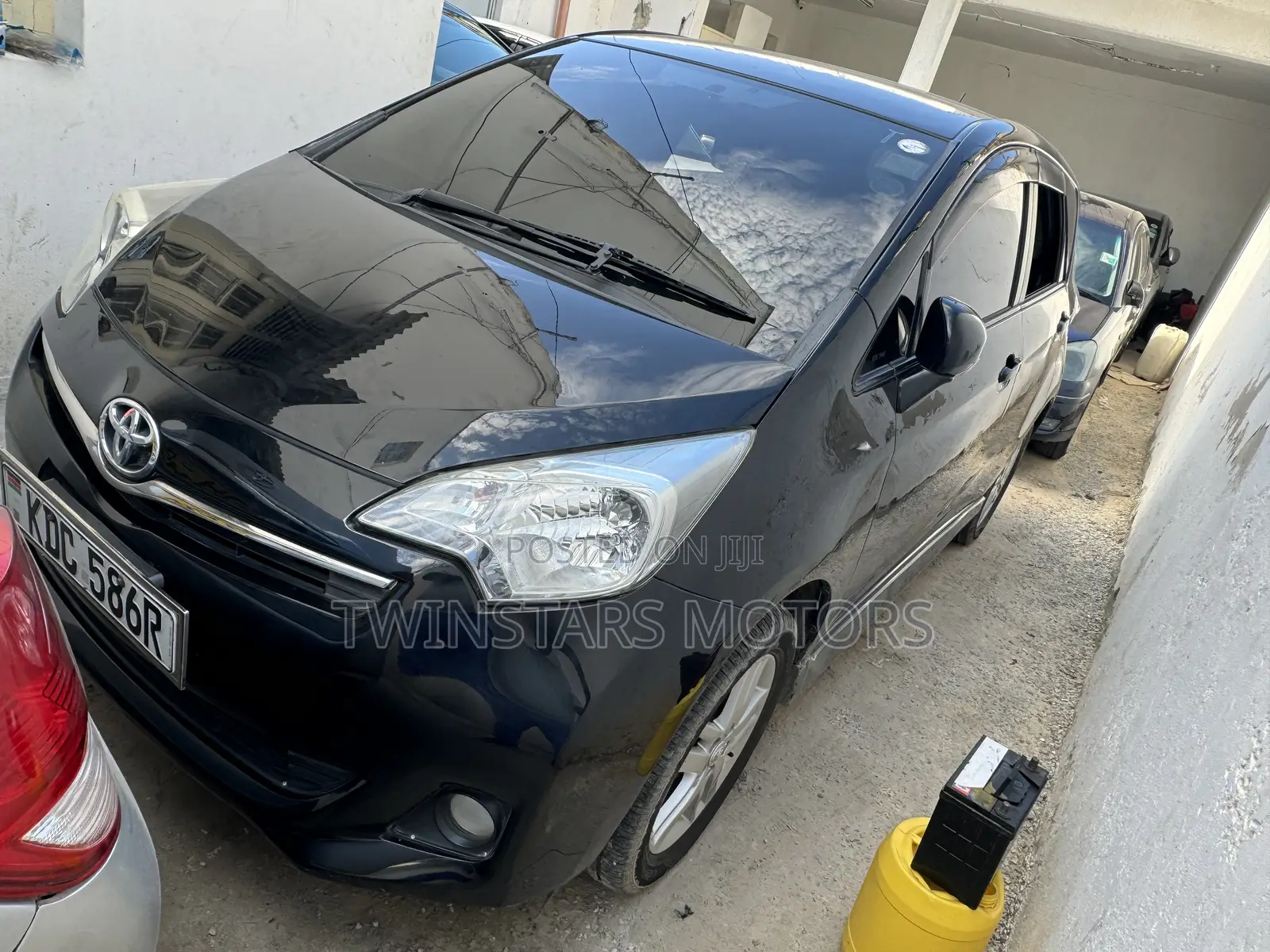 Toyota Ractis 1.5 FWD 2014 Black
