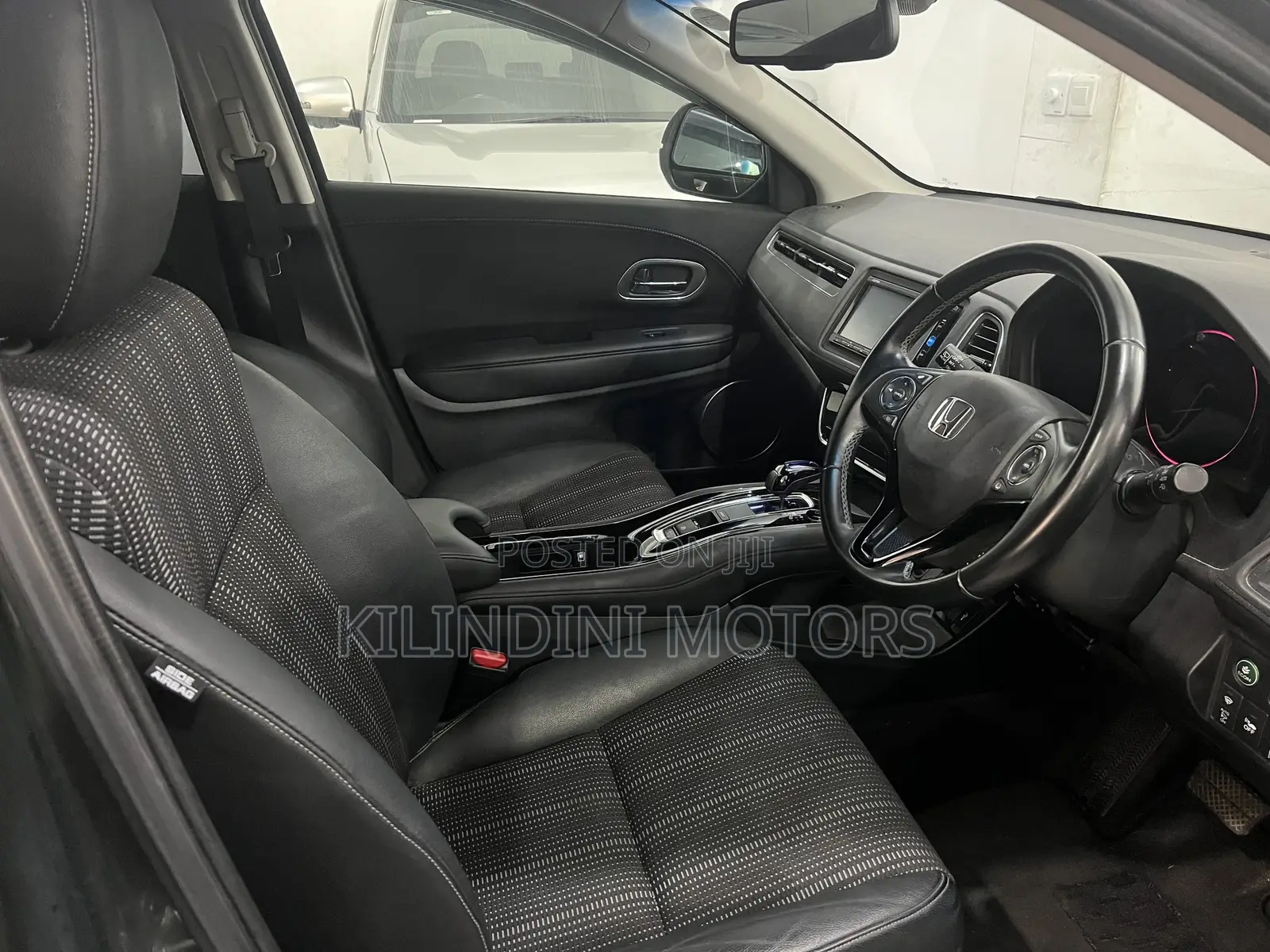 Honda Vezel 2017 Green