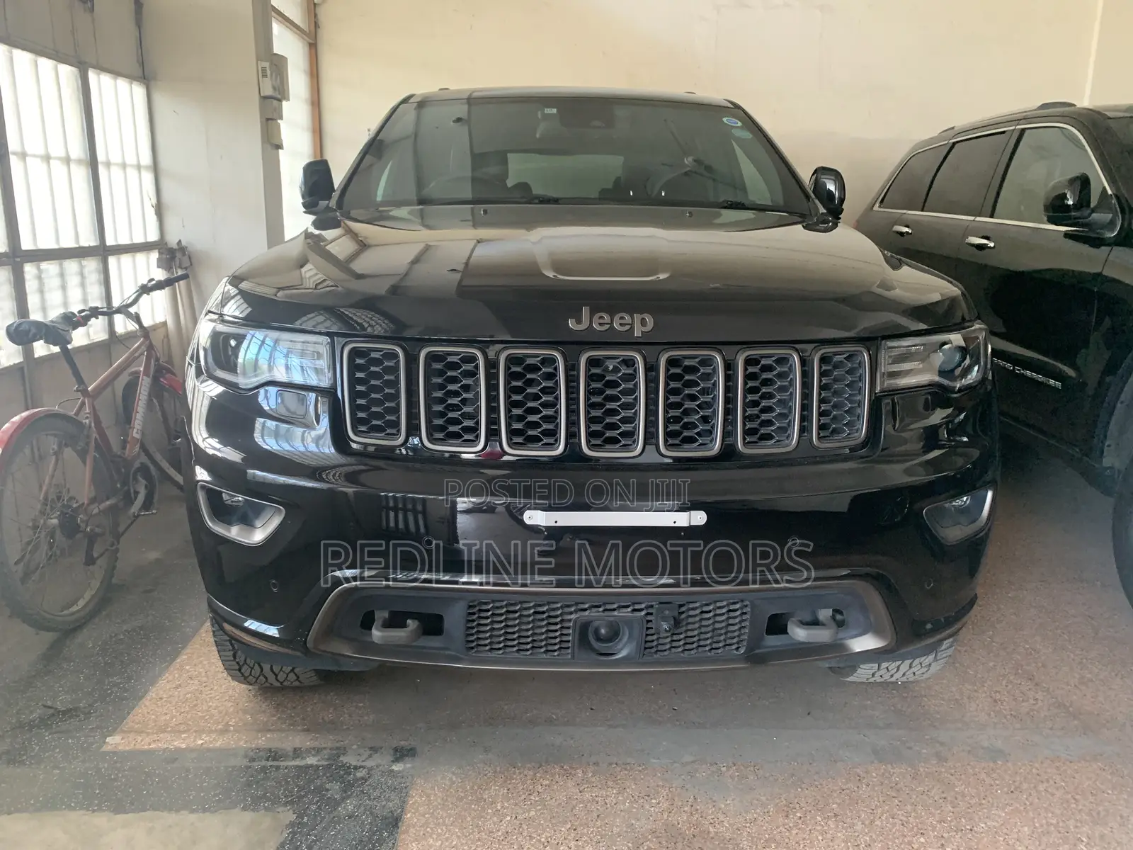 Jeep Grand Cherokee Summit 4dr 4x4 2016 Black