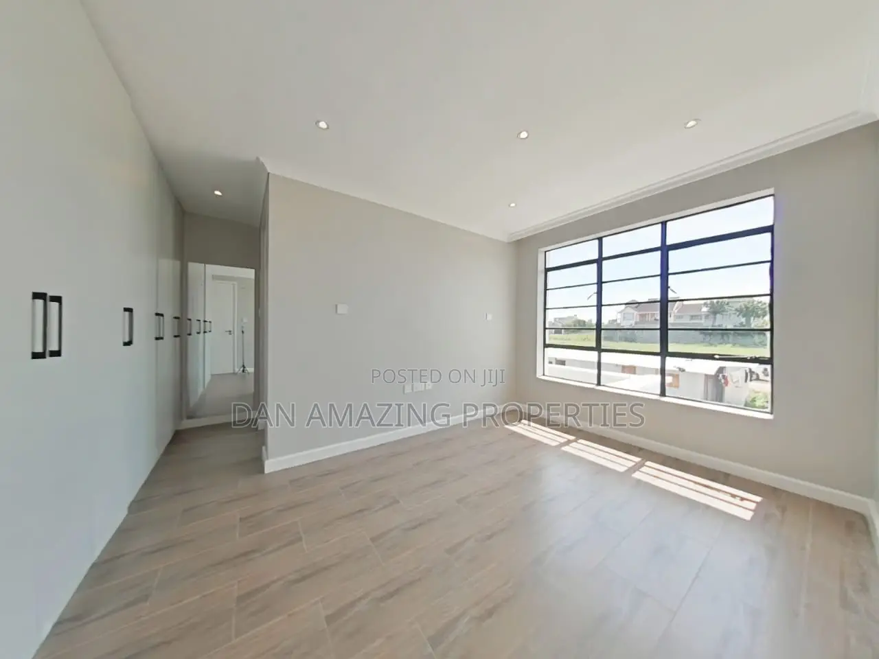 4bdrm Townhouse/Terrace in Muigal Rooftop, Kitengela for sale