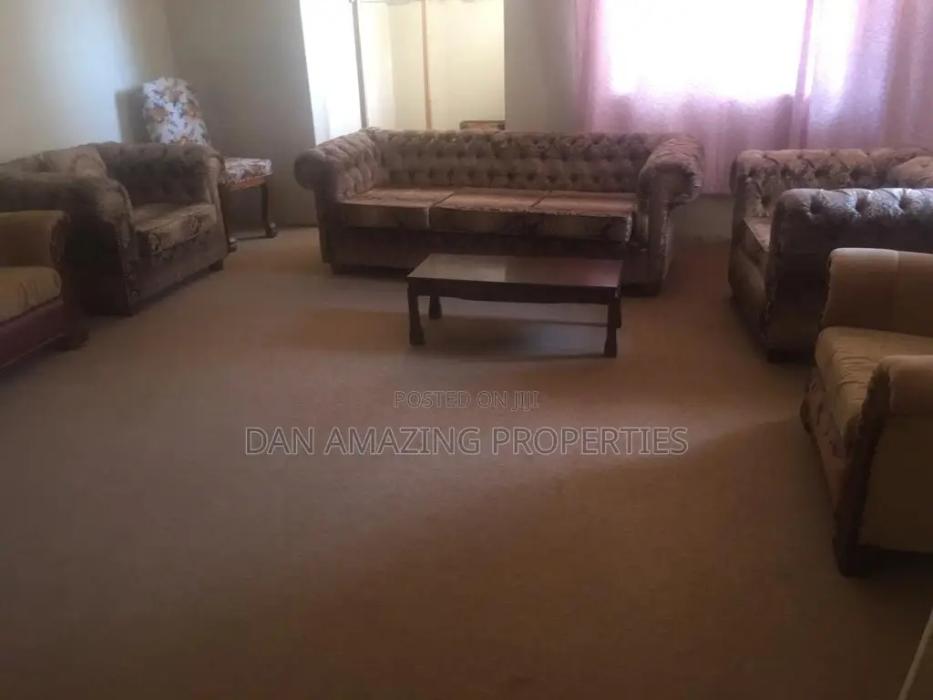 7bdrm Maisonette in Parkside 1/2 Acre, Muthaiga North for sale