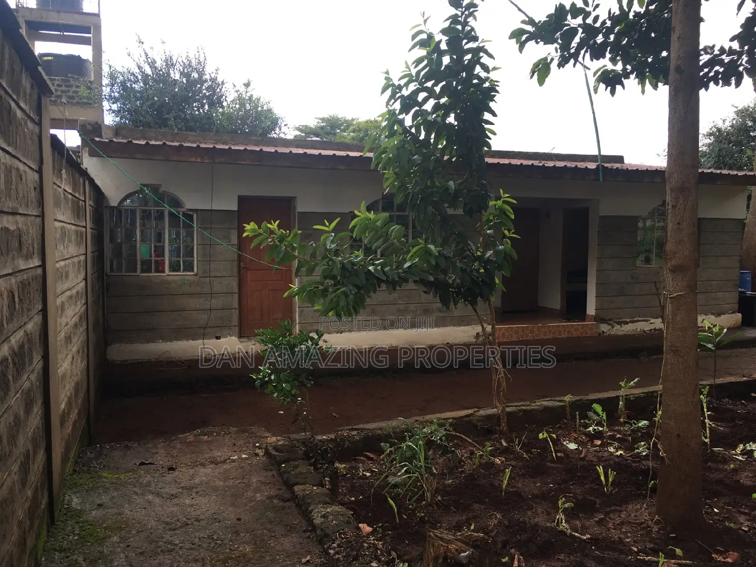 7bdrm Maisonette in Parkside 1/2 Acre, Muthaiga North for sale